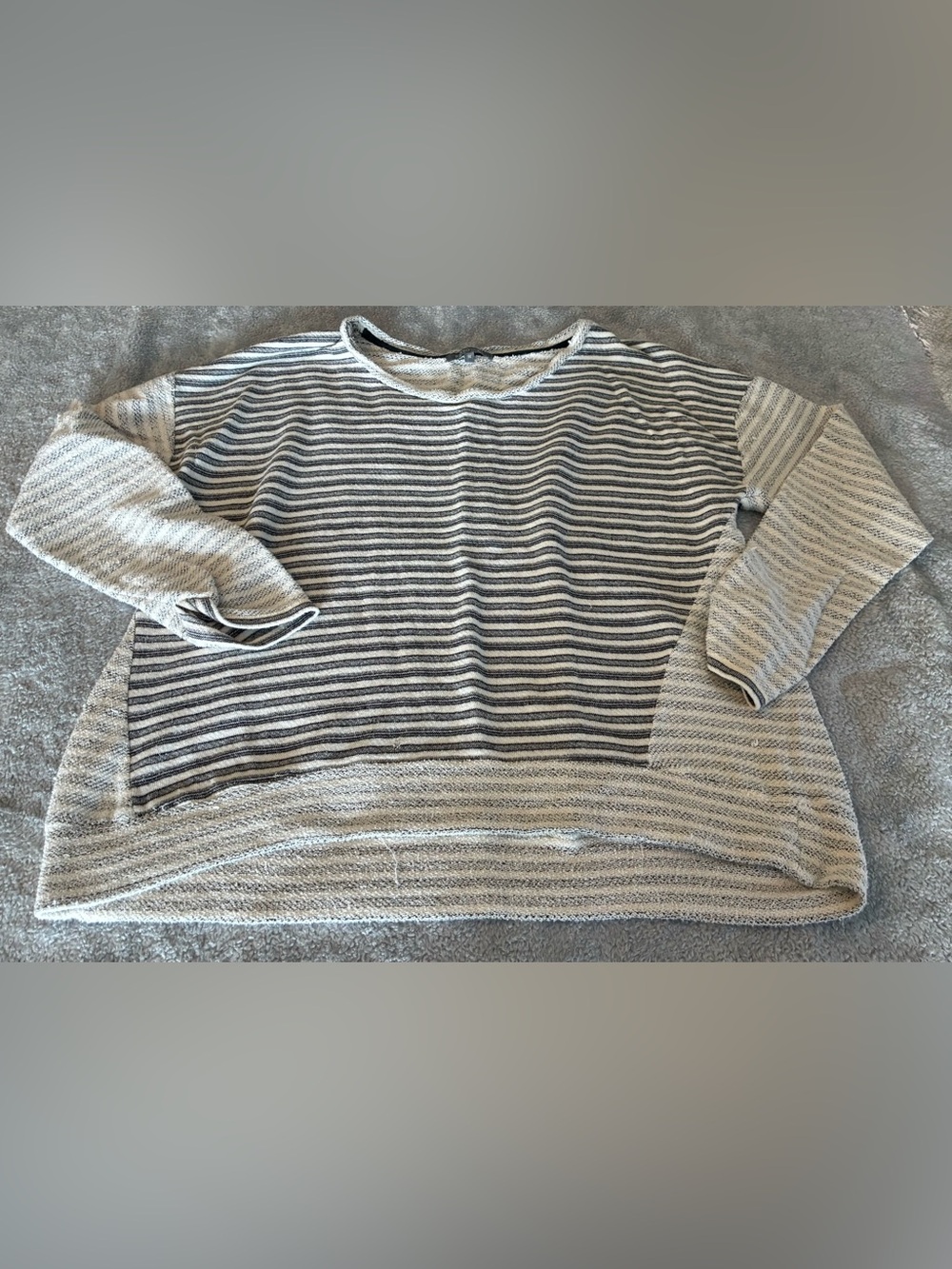Women’s RETRO-ology Striped Crewneck Sweater - Gray & White Size 1X